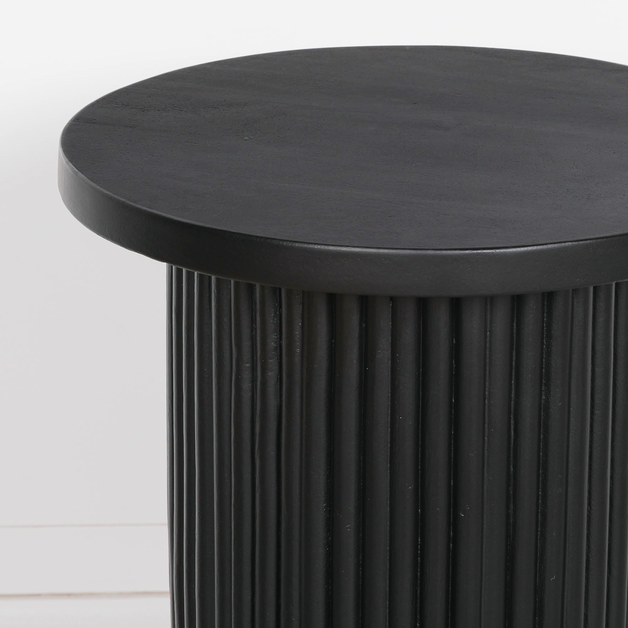 Hawkshead Ribbed Black Round Side Occasional Table