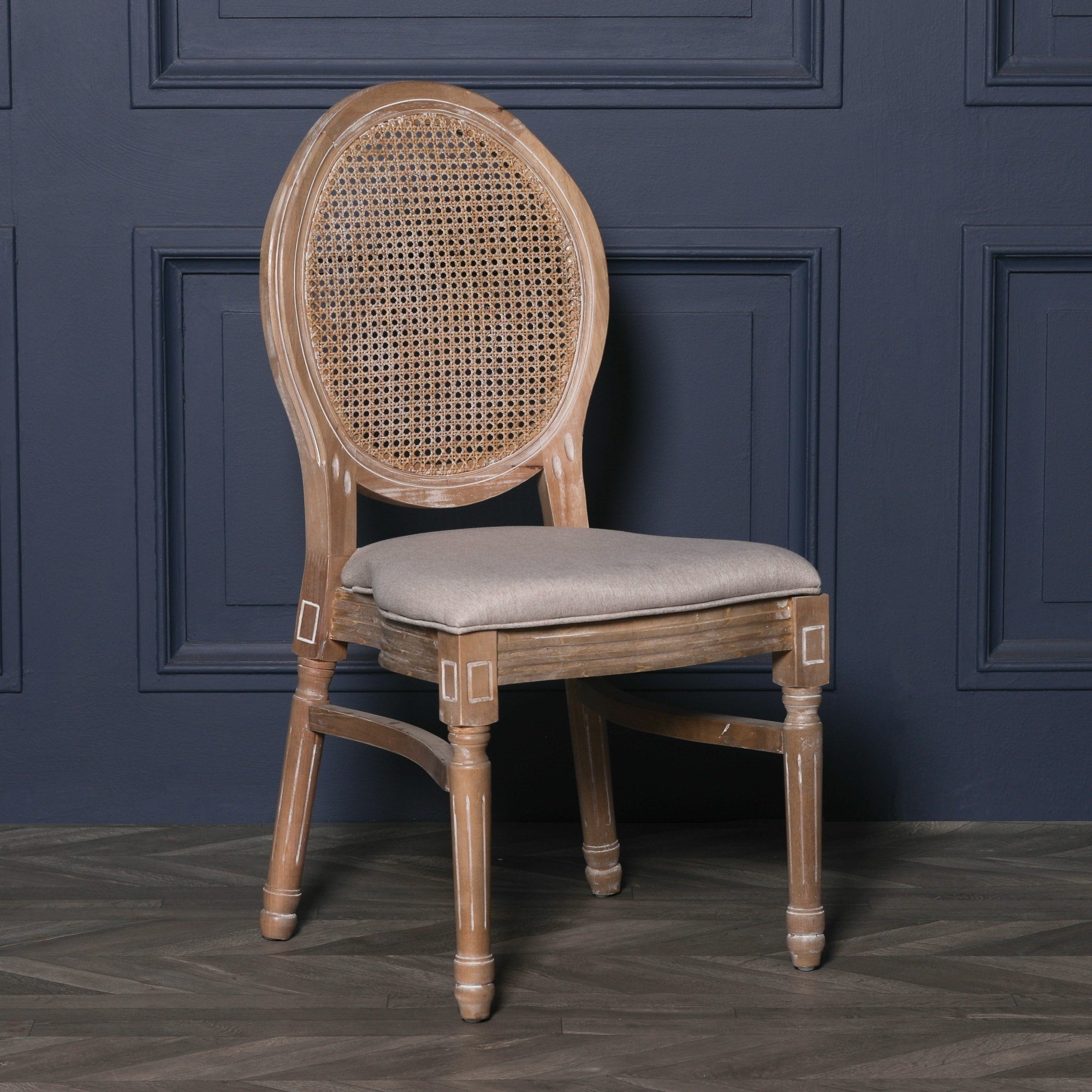 WOODEN LOUISIANA UPHOLSTERED DINING CHAIR