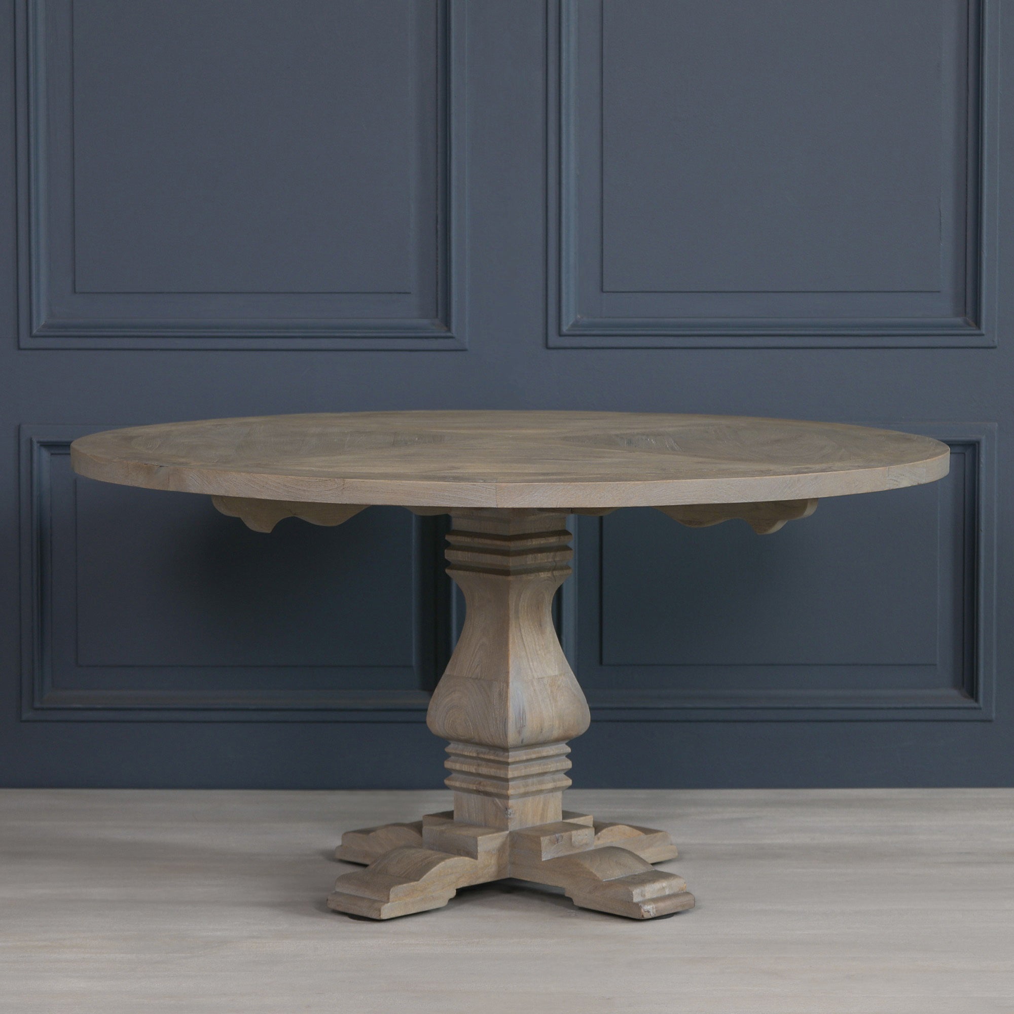 Oxenholme Rustic Wooden Round Pedestal Dining Table 151.5 cm