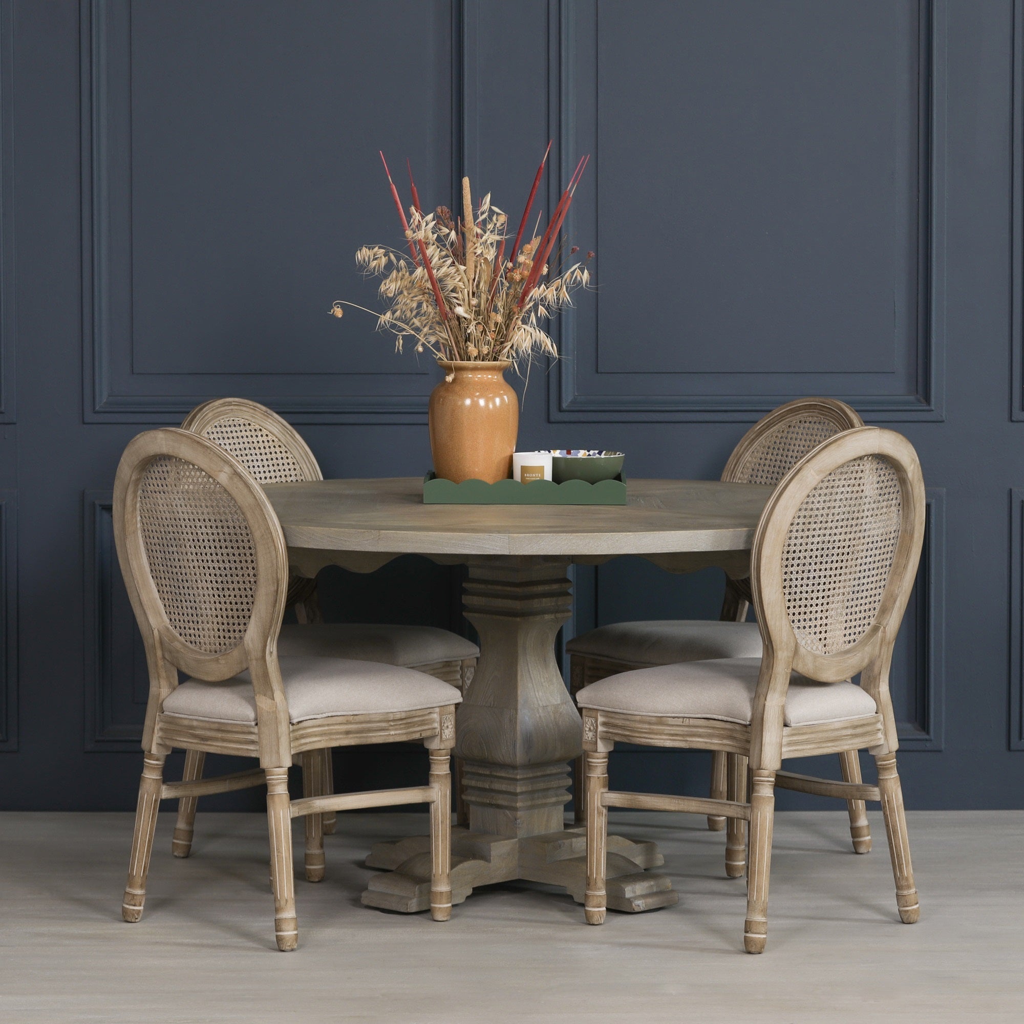 Oxenholme Rustic Wooden Round Pedestal Dining Table 151.5 cm