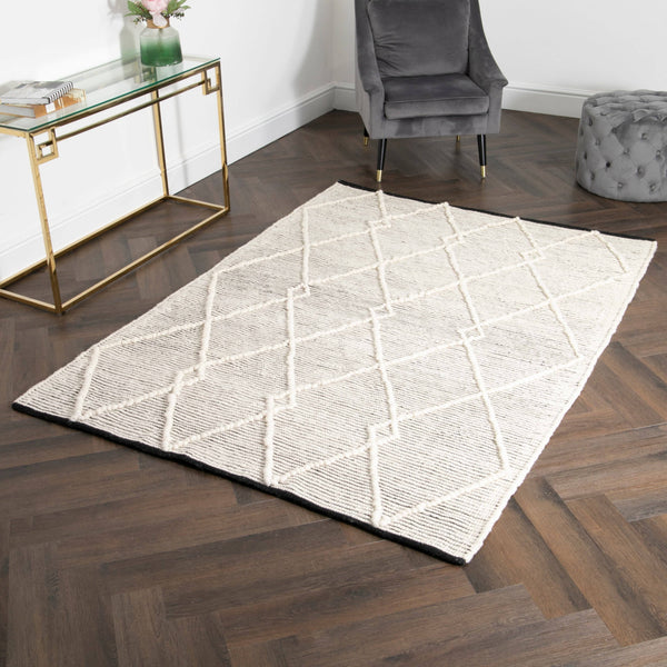 Cream & Black Diamond Pattern Large Rug (Available in 3 sizes)