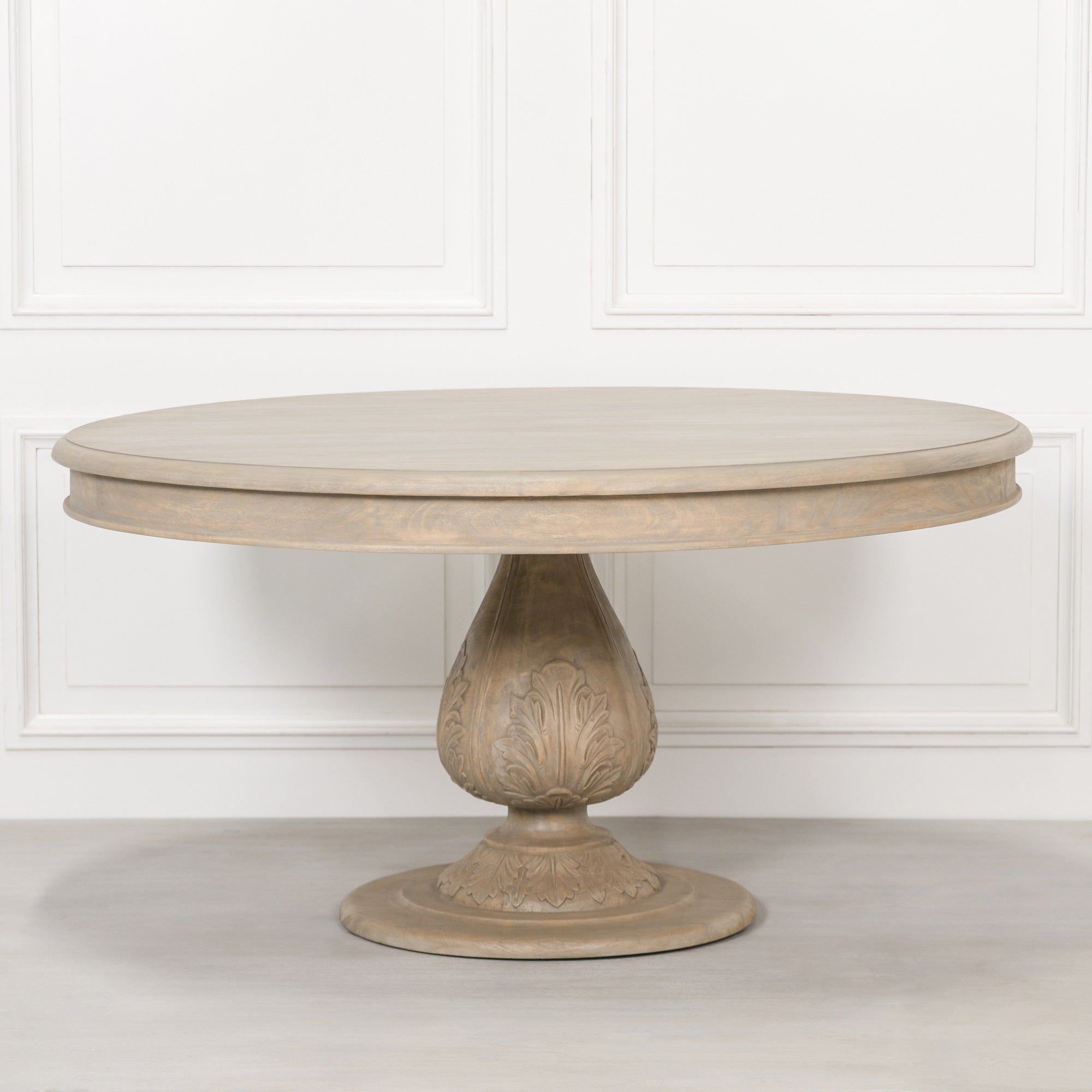 Whitehaven Rustic Light Wood 150cm Round Acorn 4 Seater Dining Table